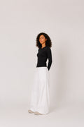 The Loose Non See-Through Linen – White